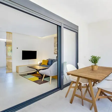 Reformado Con Terraza, Wifi Y Parking Apartamento